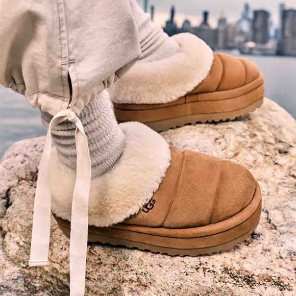 UGG Tazzlita - Women's, Chestnut, Size 8 - NWT - Picture 8 of 10